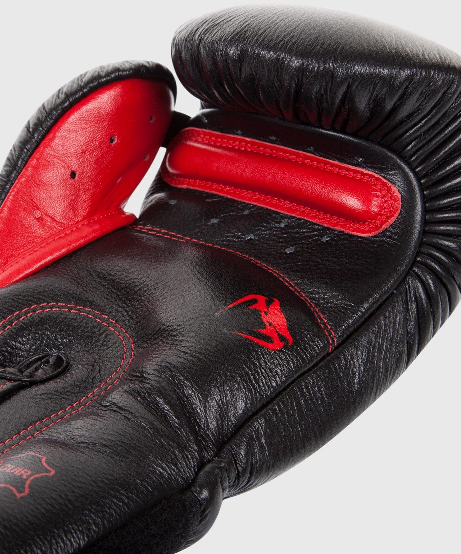 Venum Giant 3.0 Boxing Gloves - Nappa Leather - Black Devil Picture 3