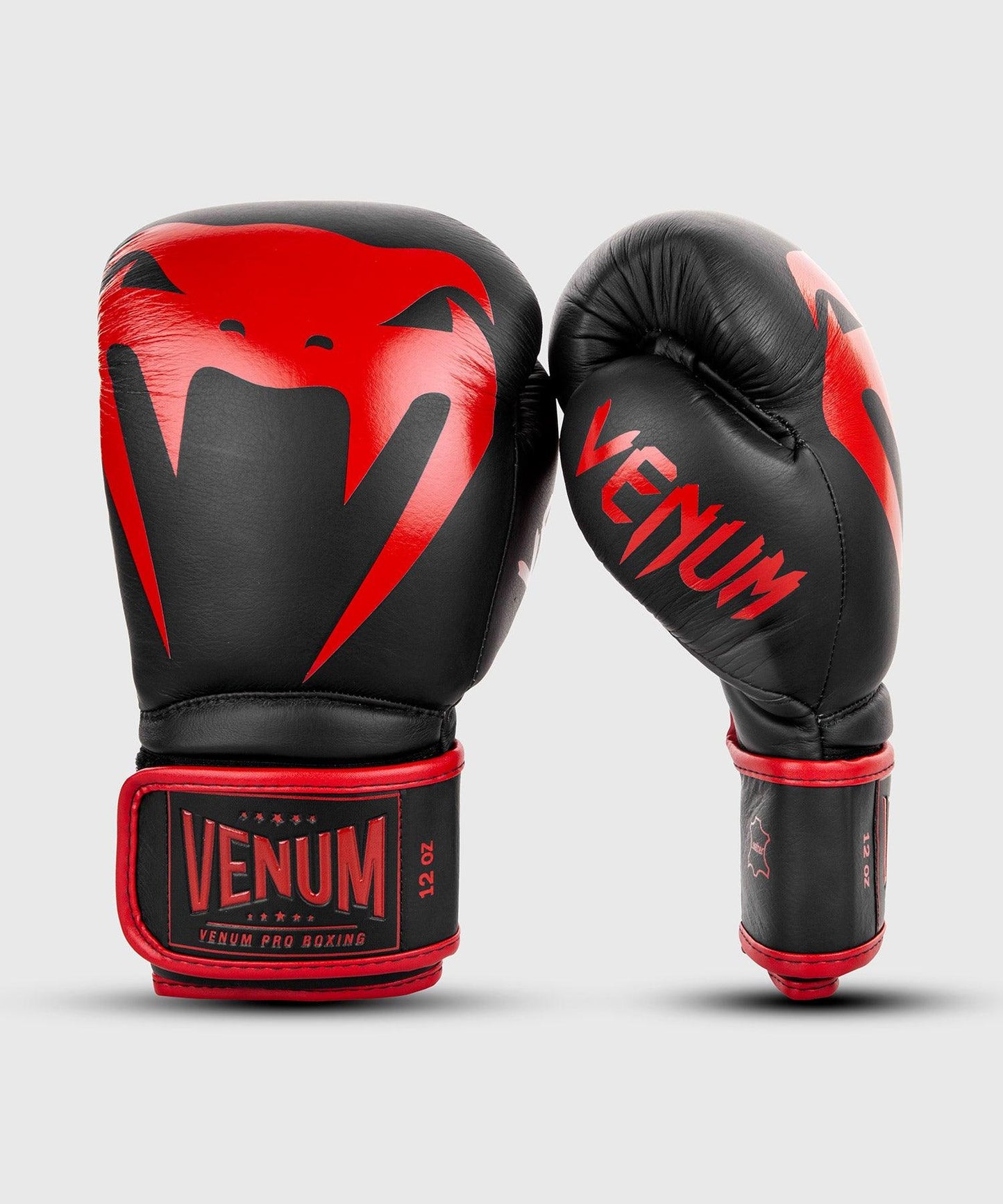 Venum Giant 2.0 Pro Boxing Gloves Velcro - Black/Red Picture 2