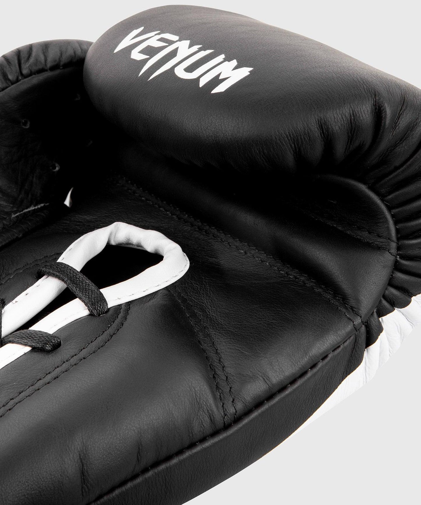 Venum Giant 2.0 Pro Boxing Gloves - With Laces - Black/White Picture 5