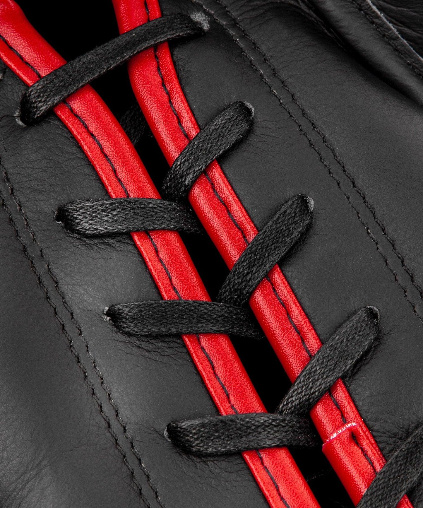 Venum Giant 2.0 Pro Boxing Gloves With Laces Black/Red Venum