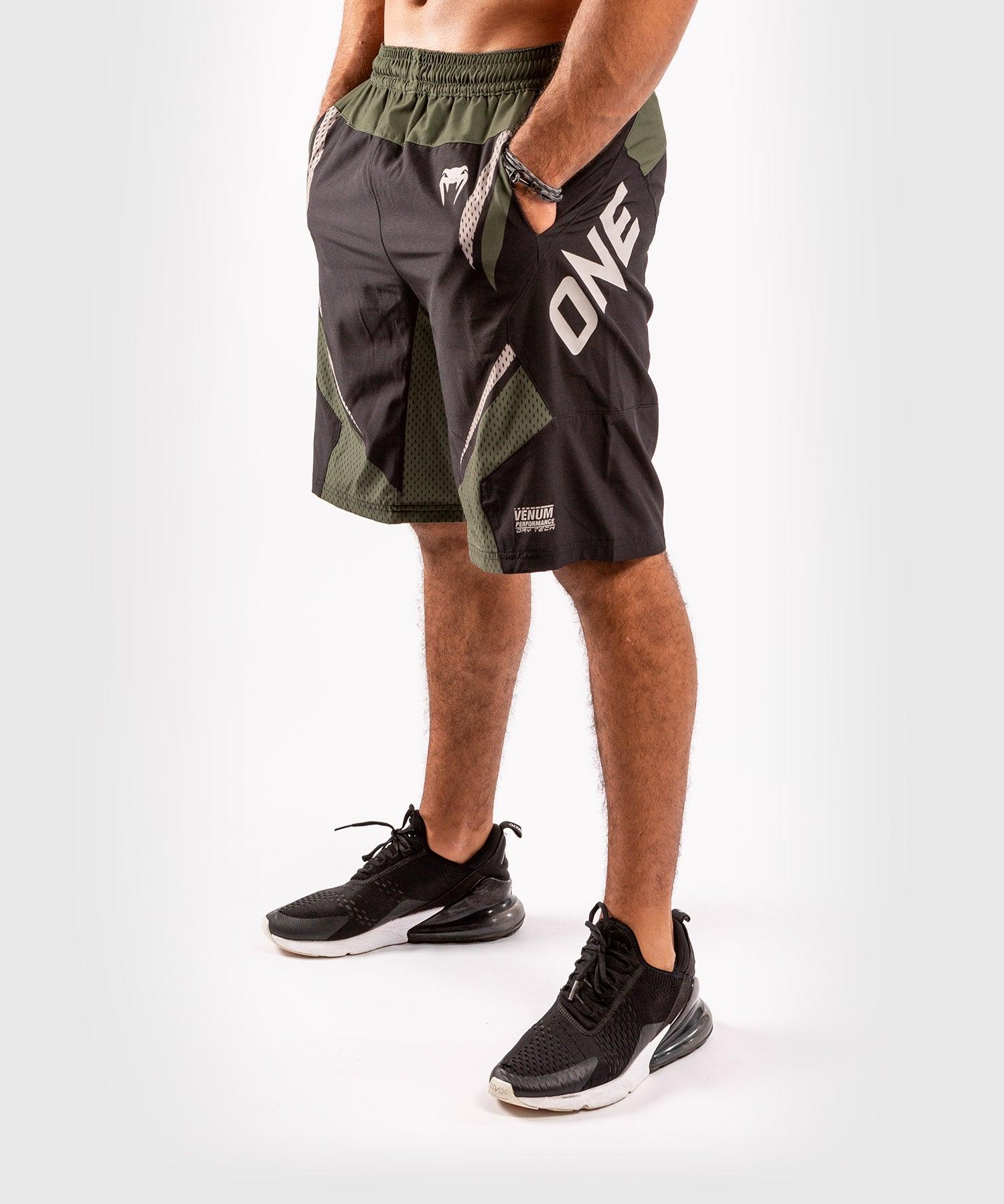 Venum ONE FC Impact Training shorts - Black/Khaki Picture 3