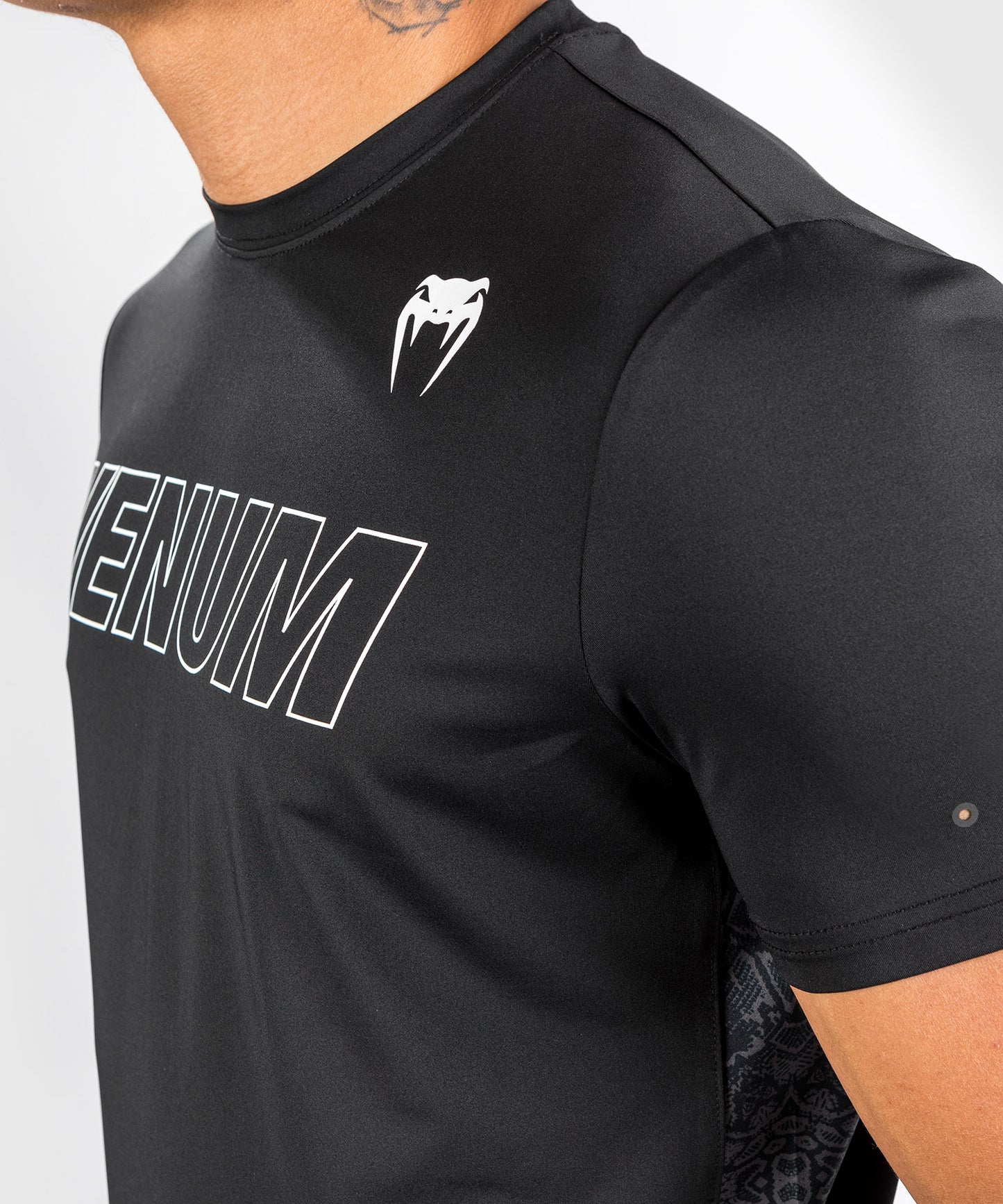 Venum Classic Evo Dry Tech T-Shirt - Black/White