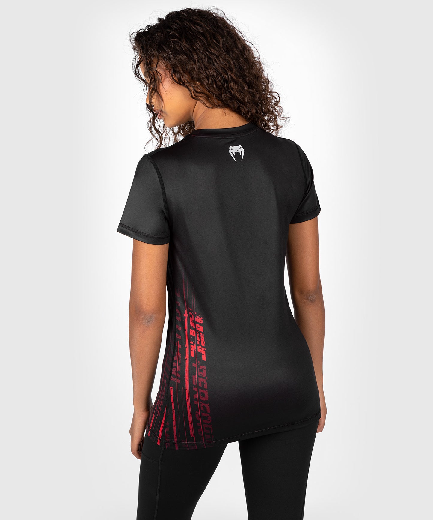 UFC Venum Performance Institute 2.0 Women’s Dry-Tech Shirt - Black/Red