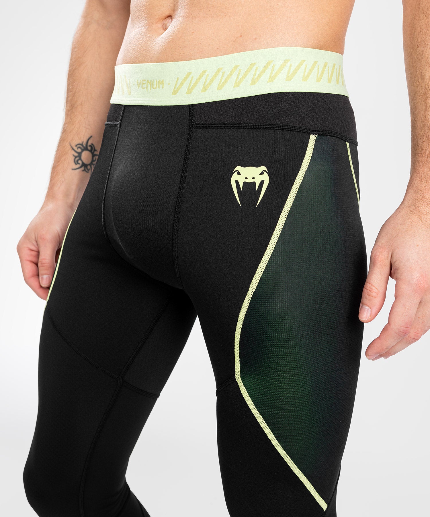 Venum Fusion 2.0 Men’s Spats - Black/Yellow