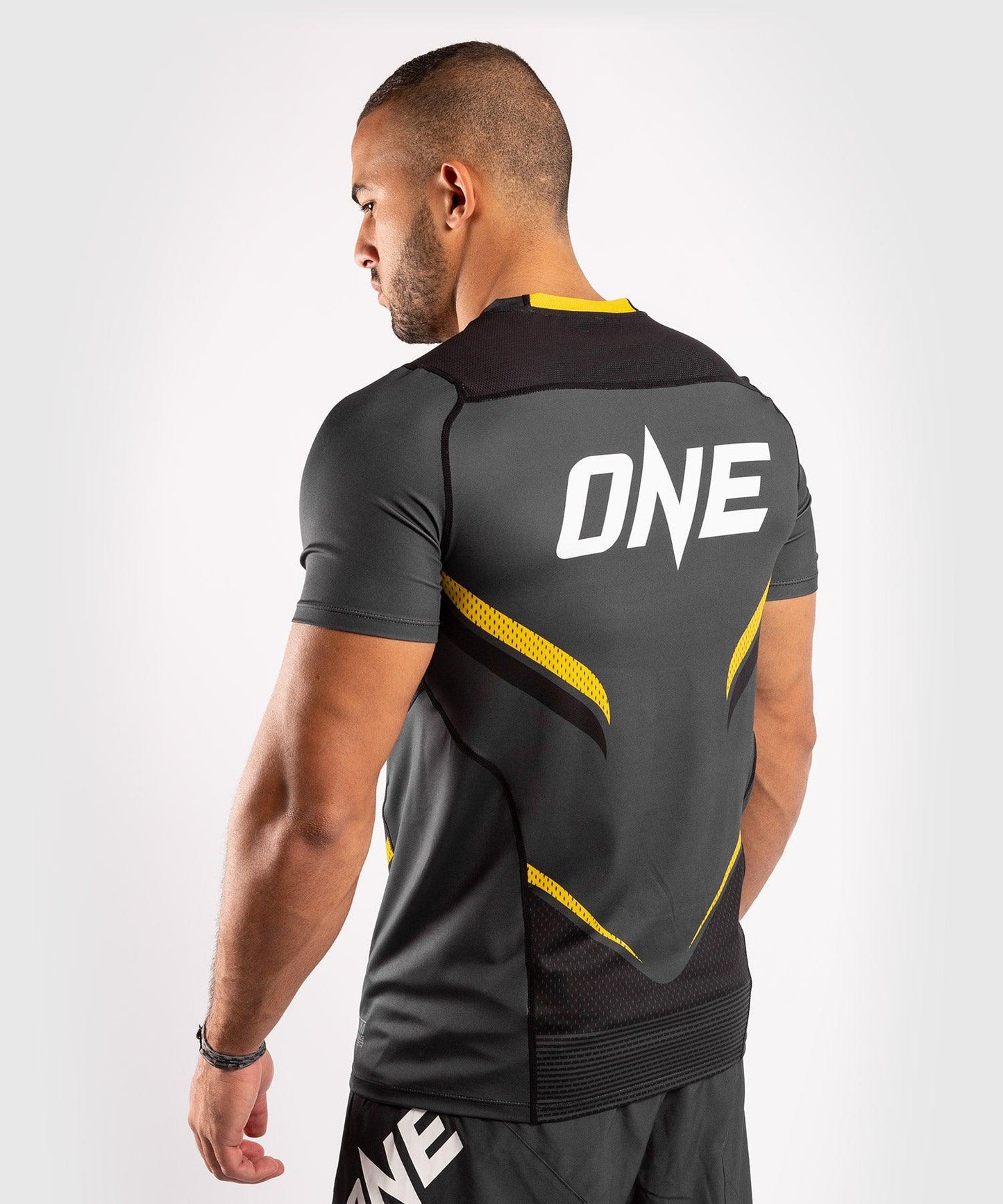 Venum ONE FC Impact Dry Tech T-Shirt - Grey/Yellow Picture 4