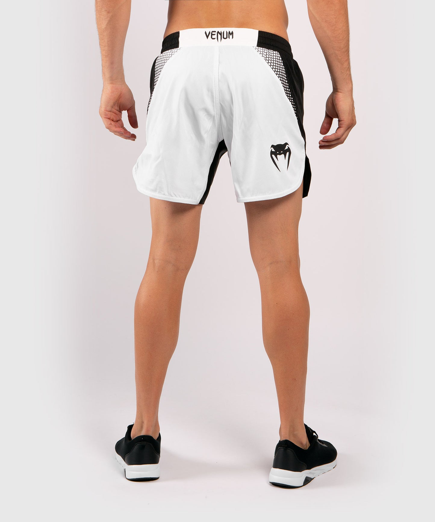Shorts de combate Venum x ONE FC - Blanco/Negro