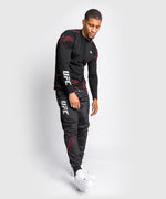 UFC Venum Authentic Fight Week 2.0 Sweatpants - Black/Red