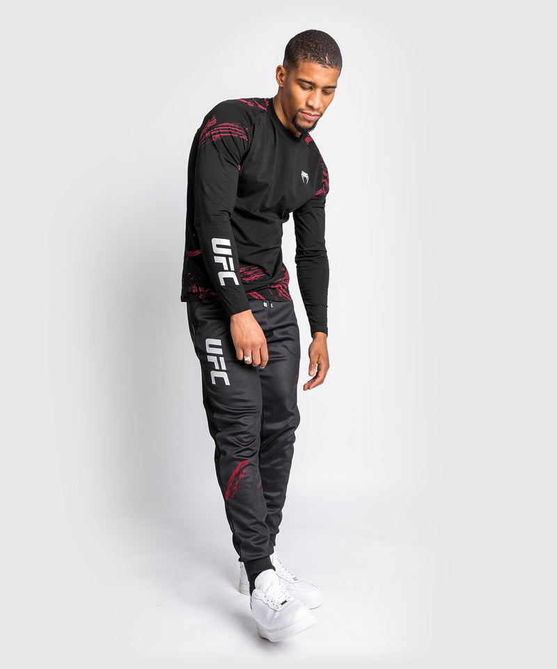 UFC Venum Authentic Fight Week 2.0 Sweatpants - Black/Red