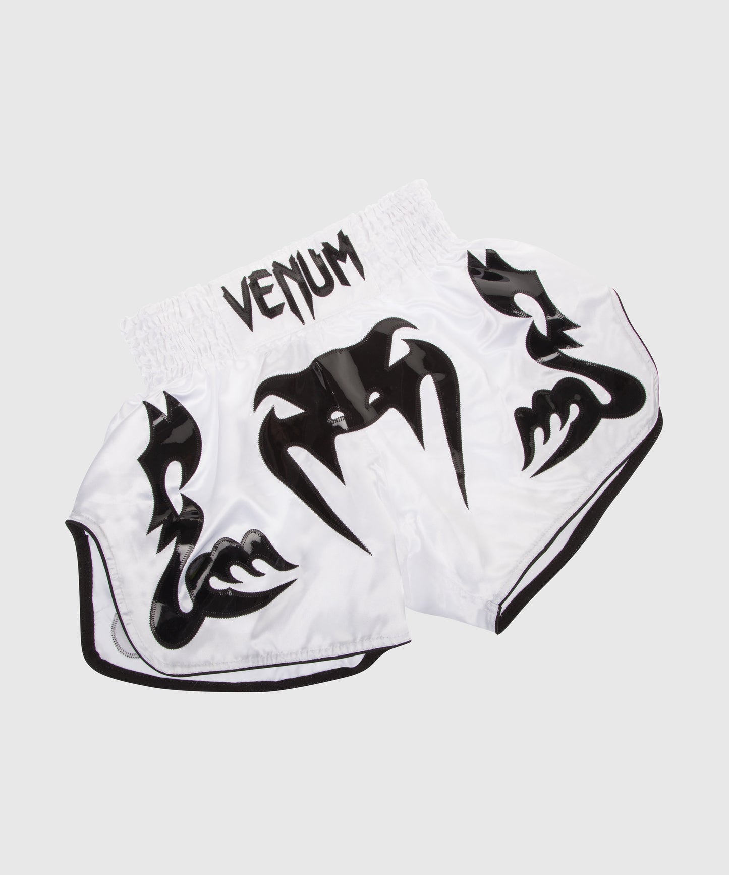 Pantalones Cortos de Muay Thai Venum Bangkok Inferno - Hielo/Negro