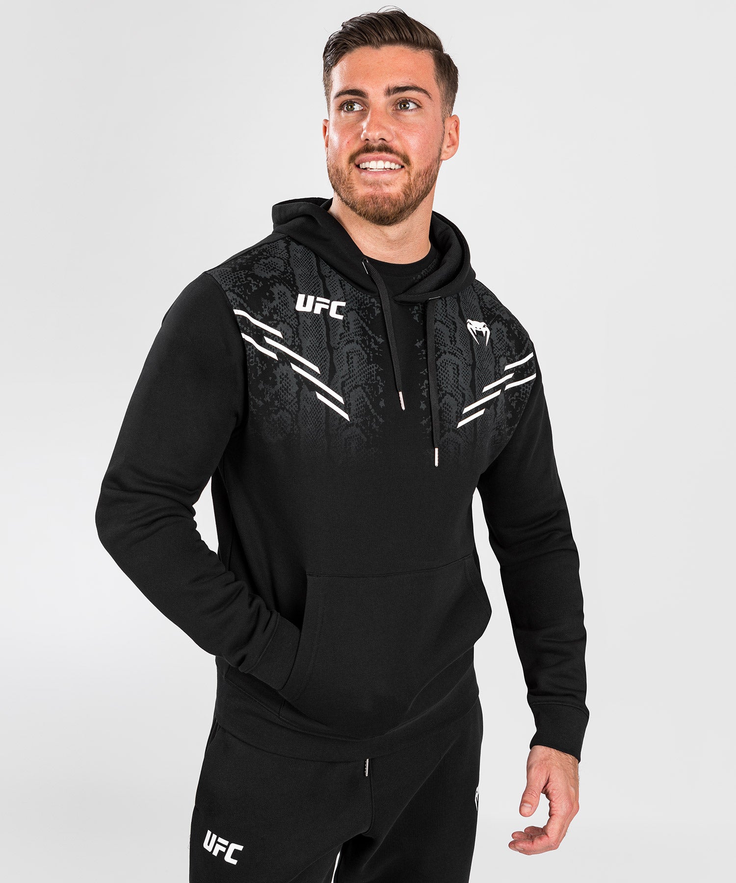 100％安い UFC Adrenaline by Venum Replica Men's Pullover Hoodie トップス