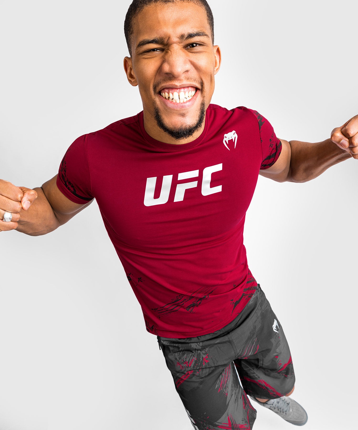 UFC Venum Authentic Fight Week 2.0 Men s Short Sleeve T Shirt Red