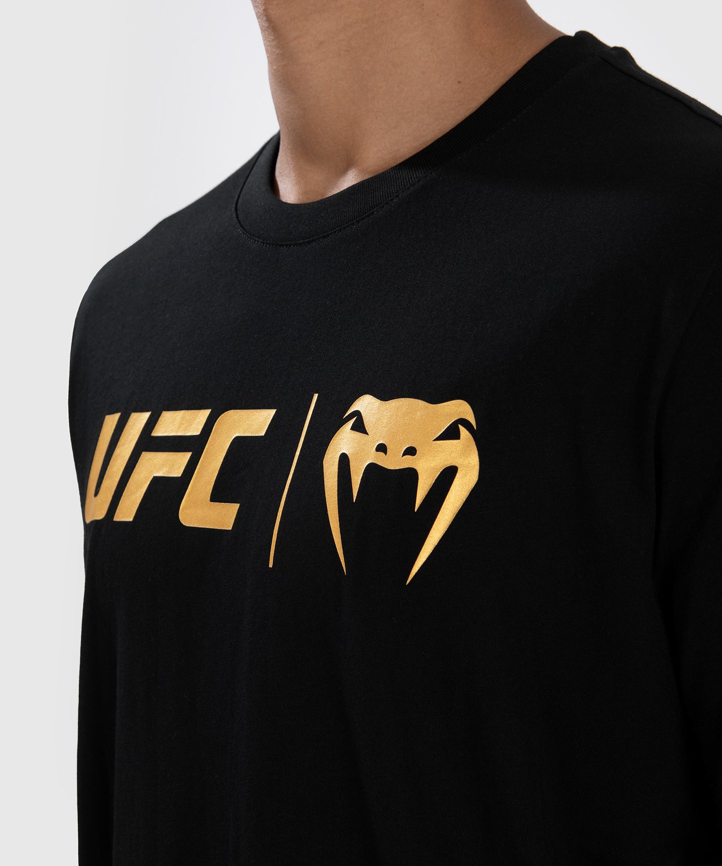 UFC Venum Classic  T-Shirt - Black/Gold