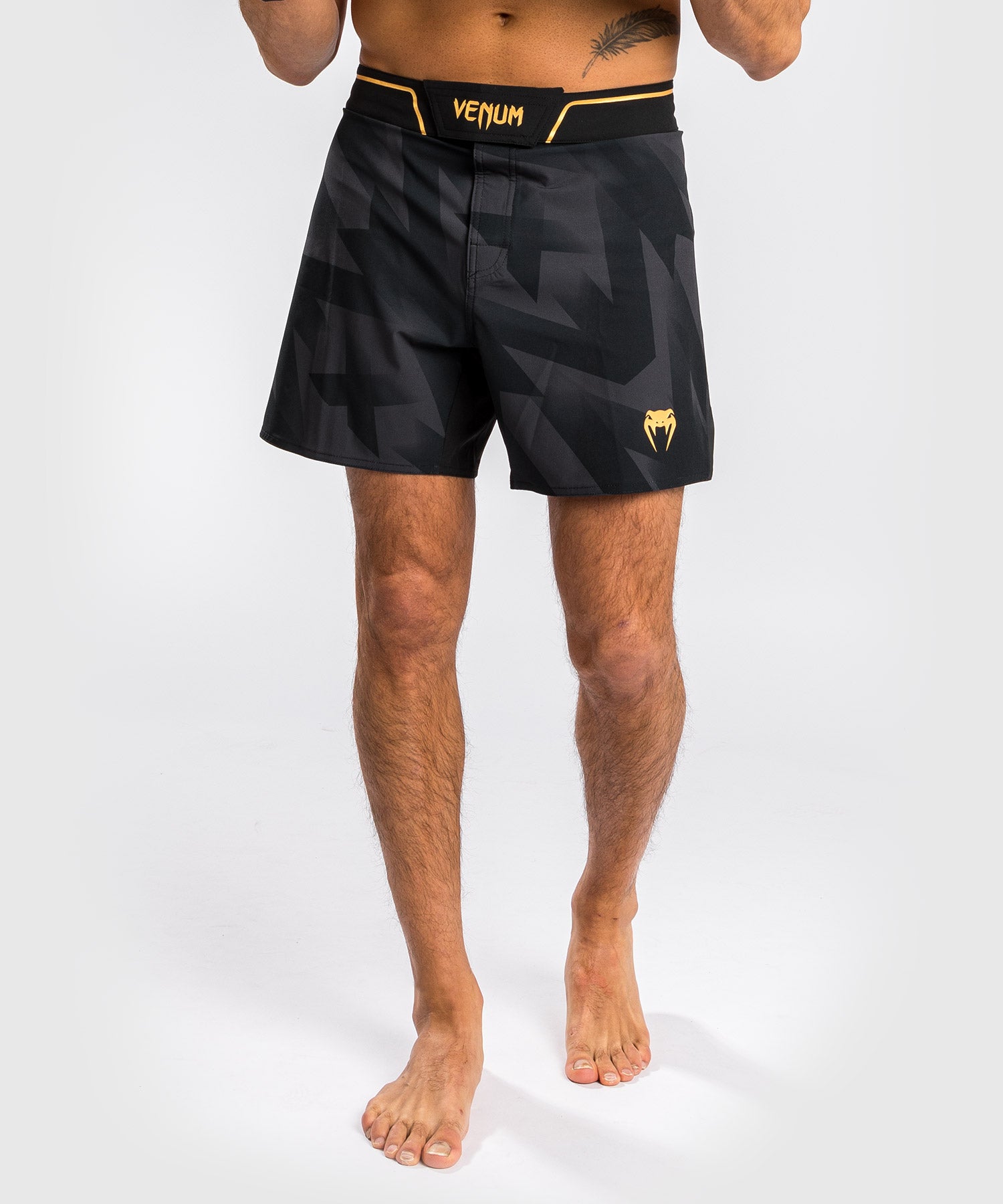 Venum Giant Camo Muay Thai Shorts Svart