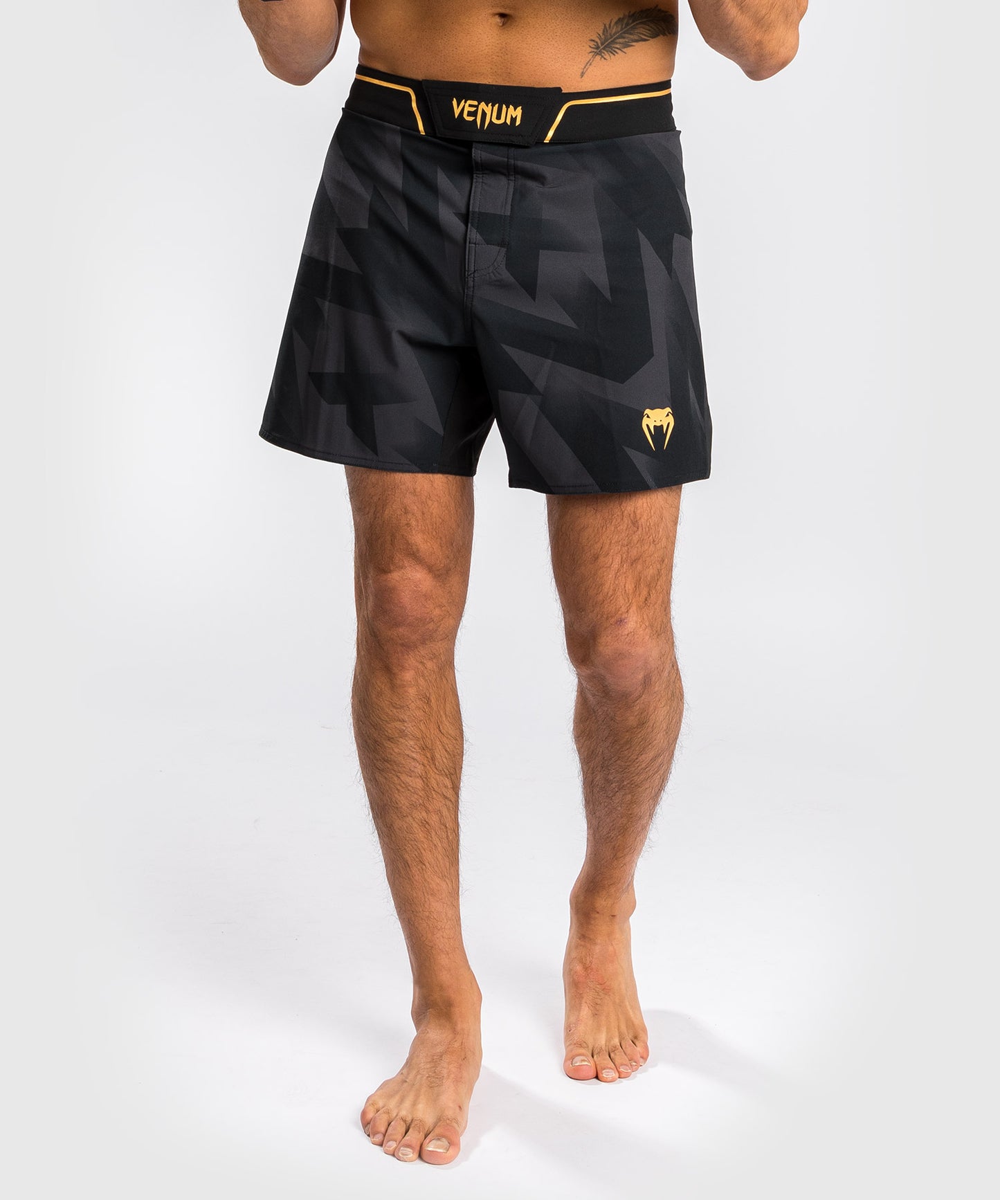 Venum Razor Fightshorts - Black/Gold