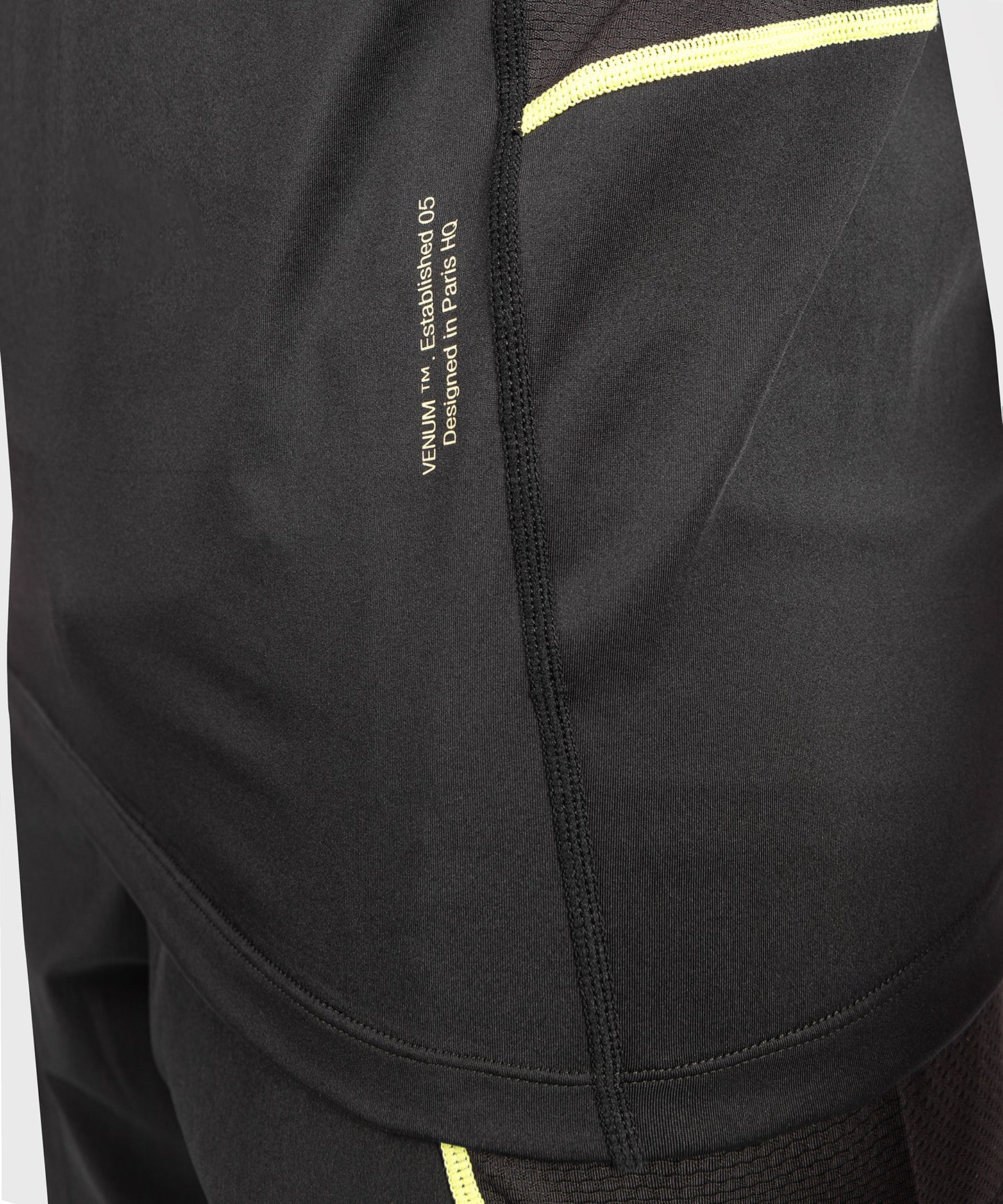 Venum Fusion 2.0  Men Dry Tech T-Shirt - Black/Yellow