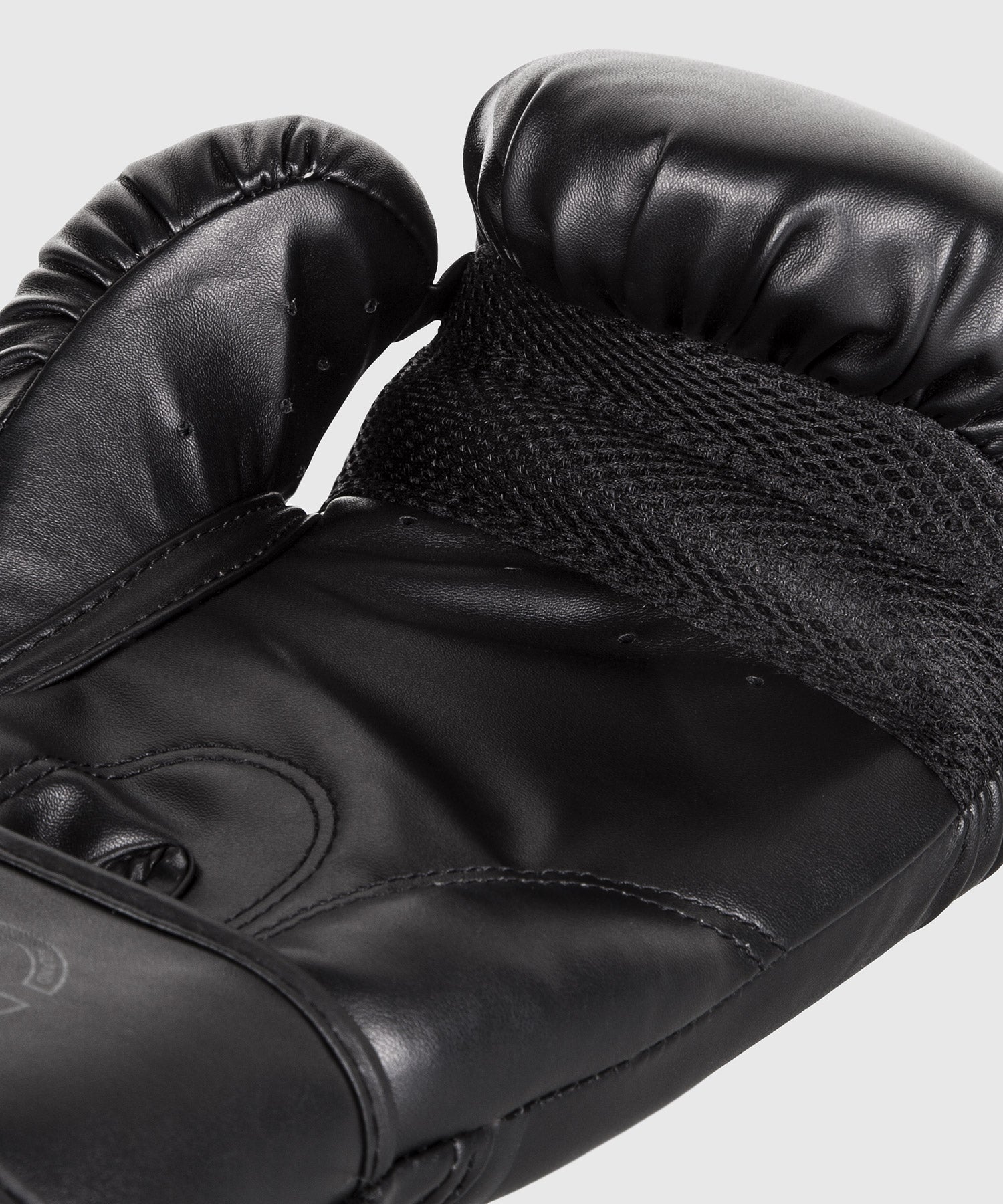 Venum 2.0 boxing gloves clearance