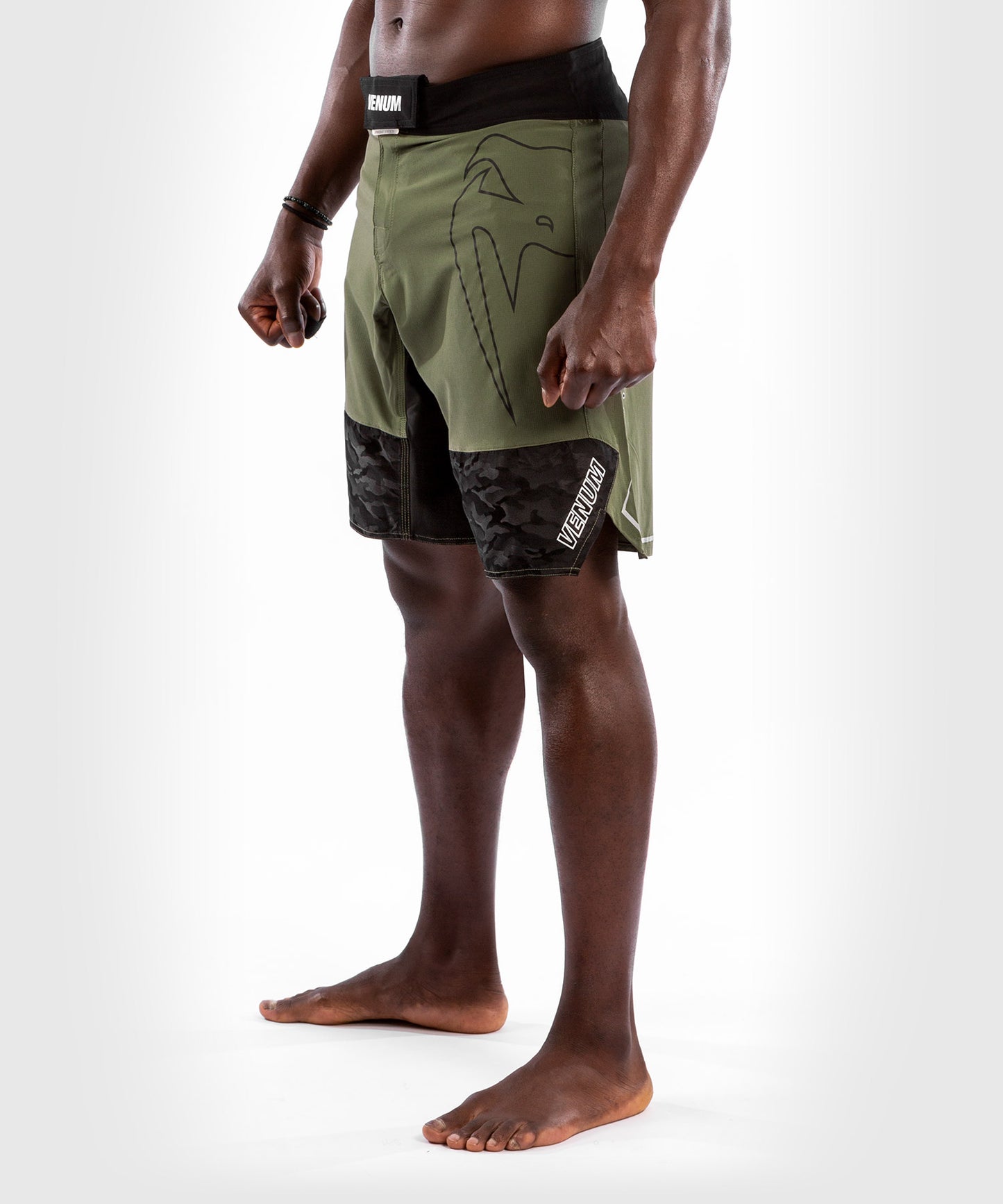 Venum Light 4.0 Fightshort - Khaki/Silver