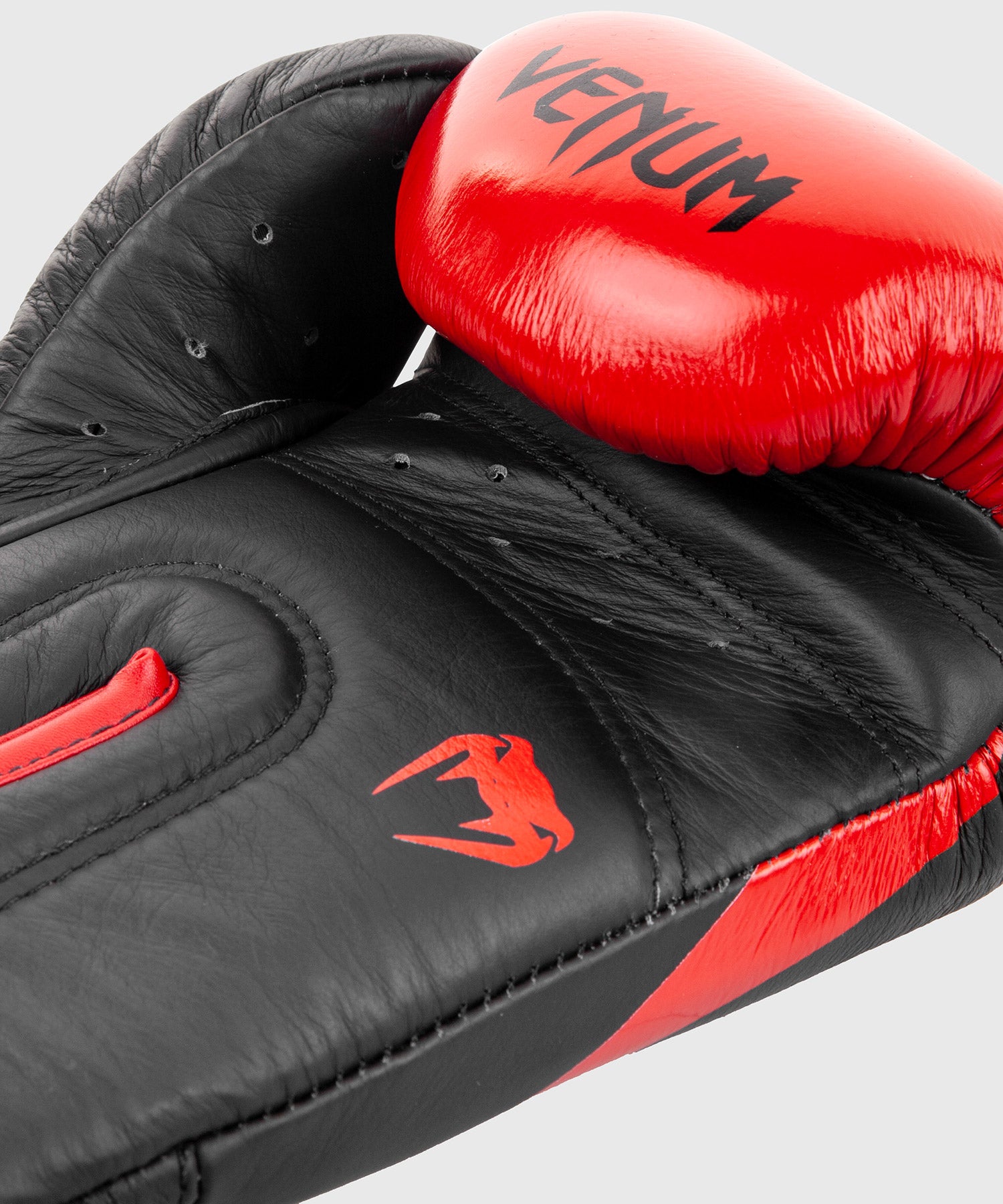 Venum Hammer Pro Boxing Gloves Velcro Black Red 8 oz