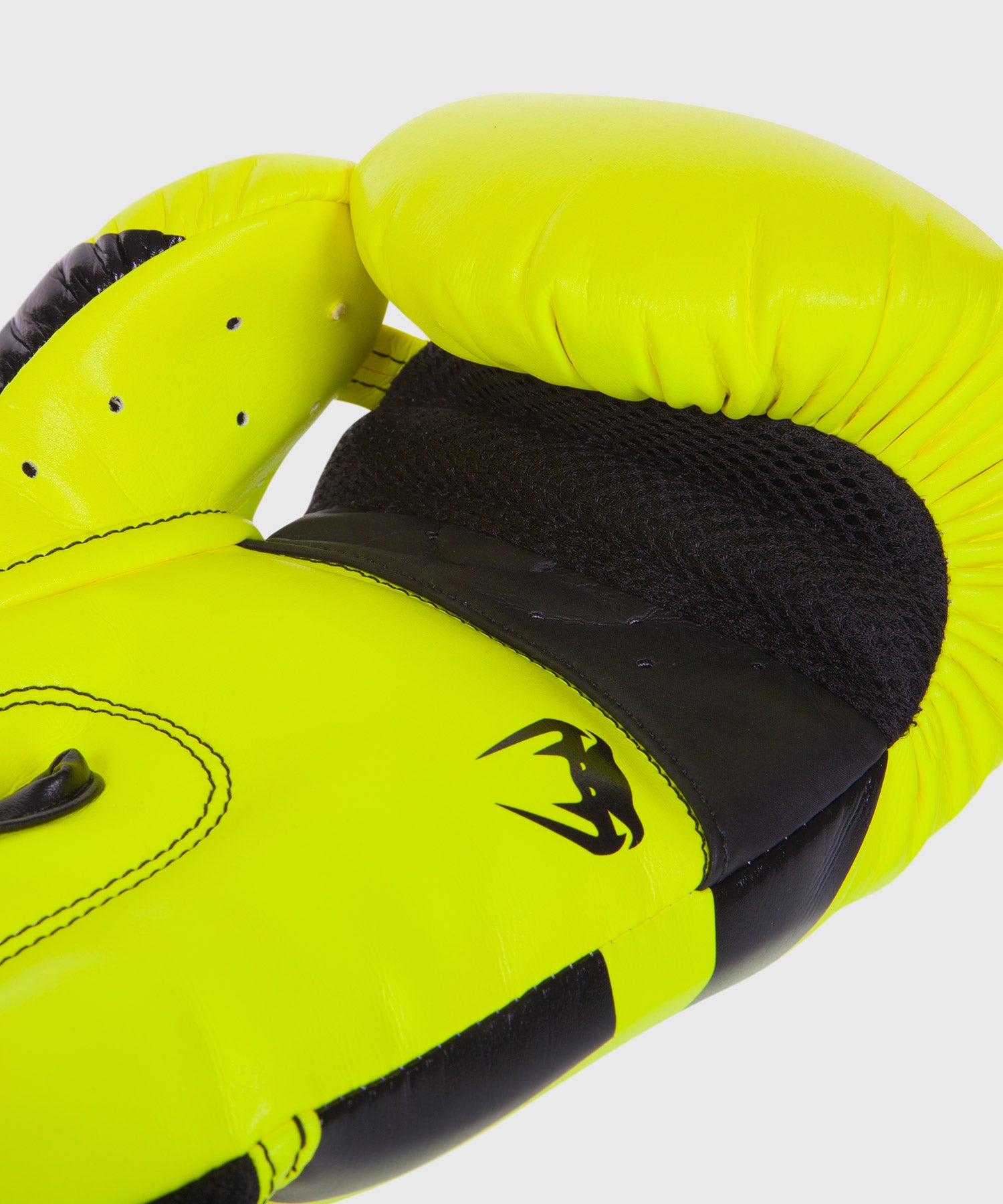 VENUM レガース キックボクシング 格闘技 ベヌム レッグサポーター すねサポーター プロテクター Challenger Standup  Shinguards 送料無料 : venum-2050 : ラグジュリアス インナーワールド - 通販 - Yahoo!ショッピング