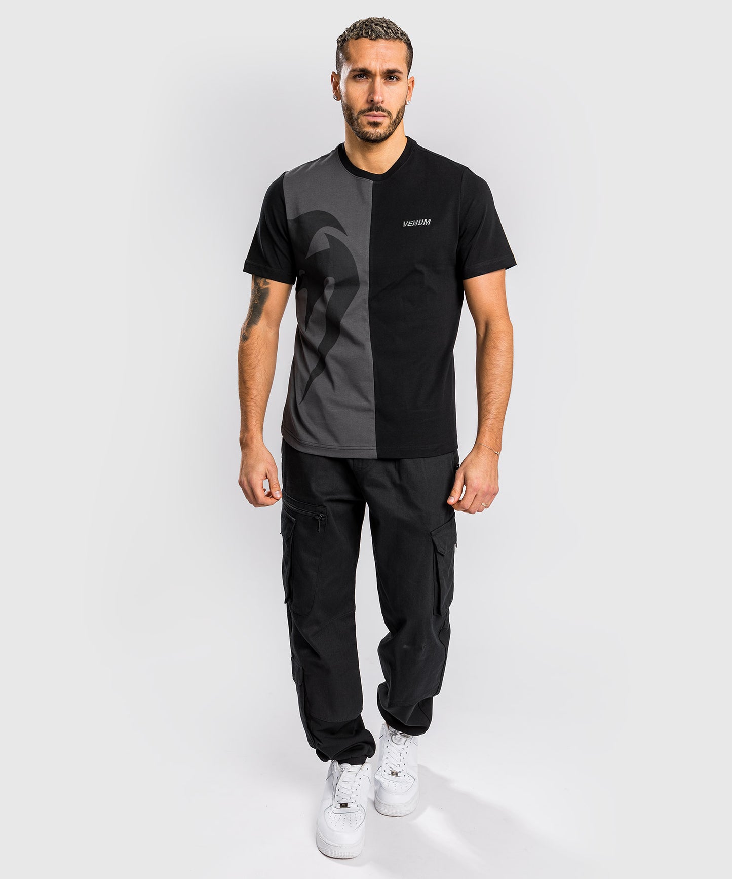 Venum Giant Split T-Shirt - Black/Grey