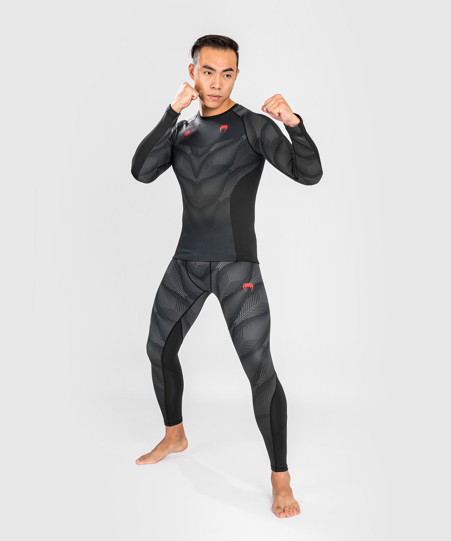 Venum, GLDTR 4 Rashguard Mens, Black