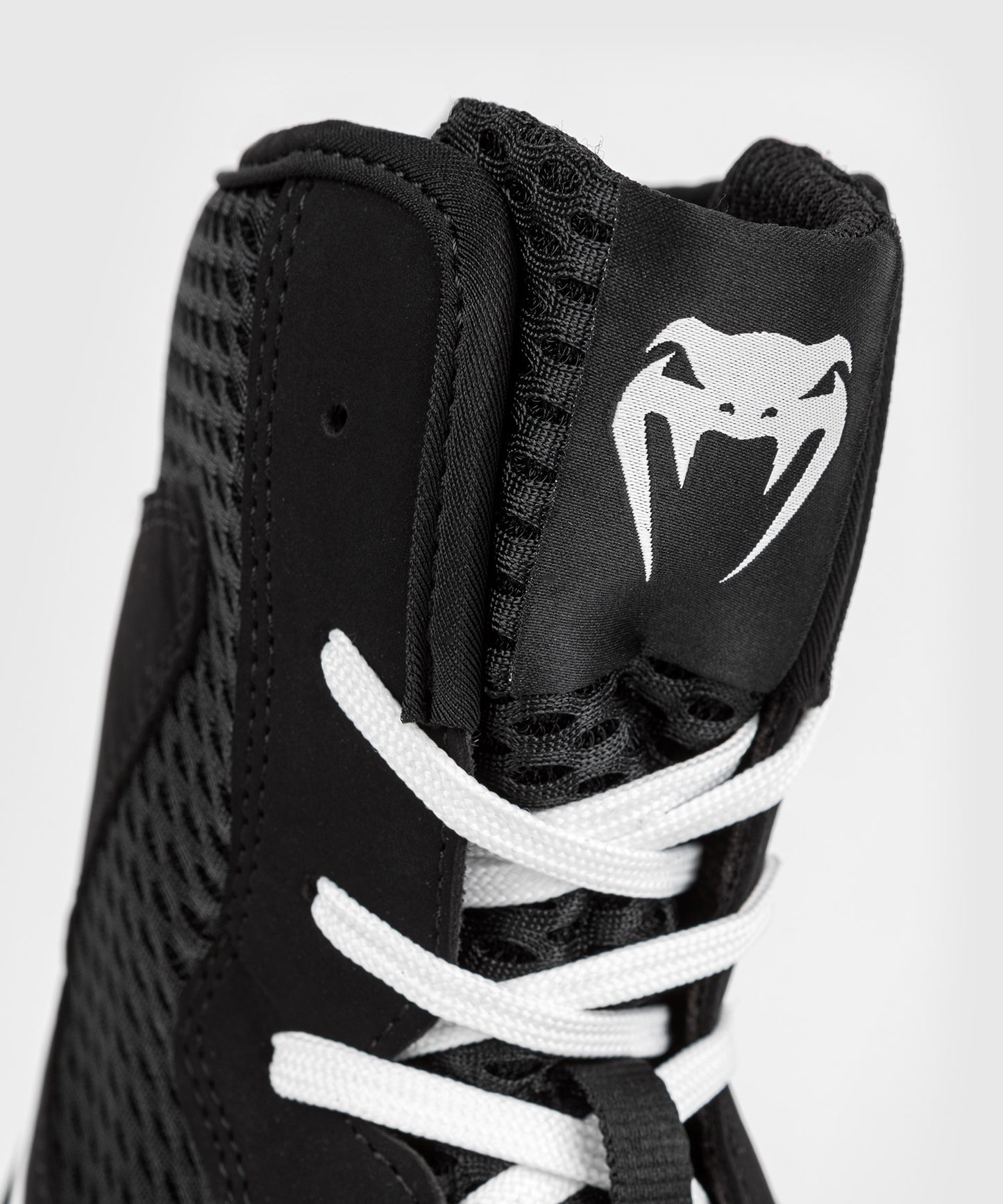 Venum Contender Boxing Shoes - Black/White