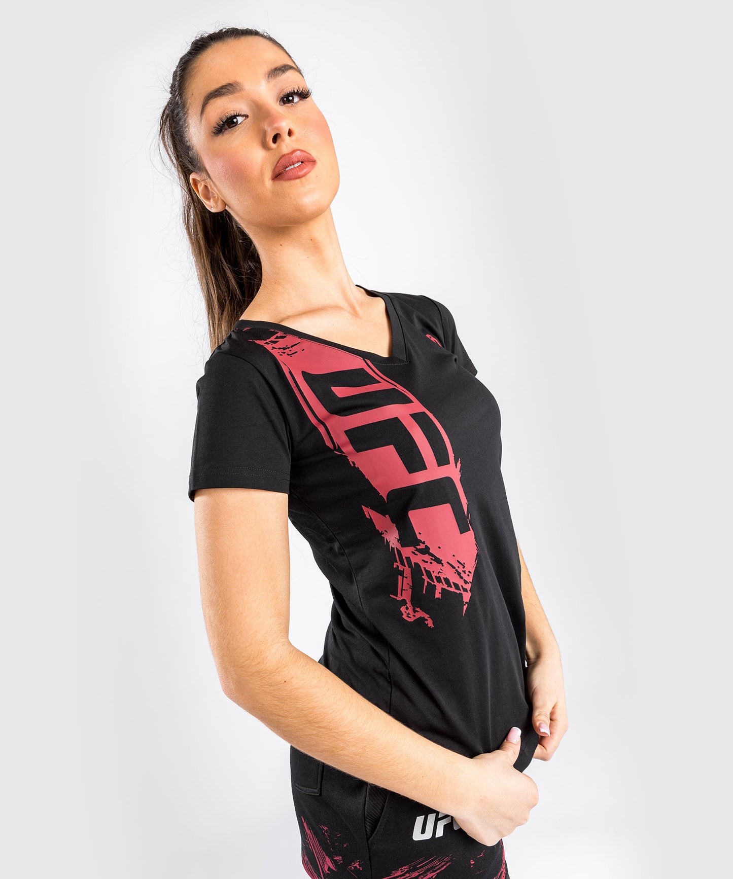 UFC Venum Authentic Fight Week Women’s 2.0 Short Sleeve T-Shirt - Black/Red